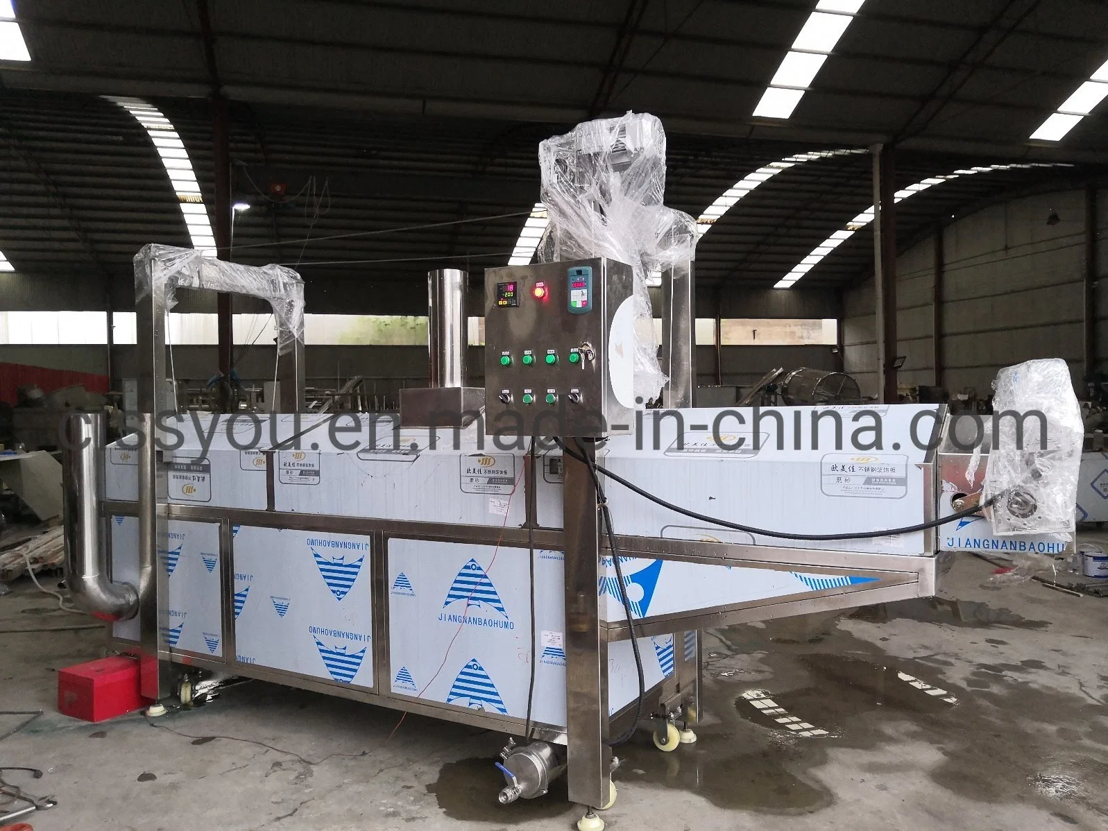 Industrial Peanut Frying Production Line/Roasted and Salted Peanuts Machine