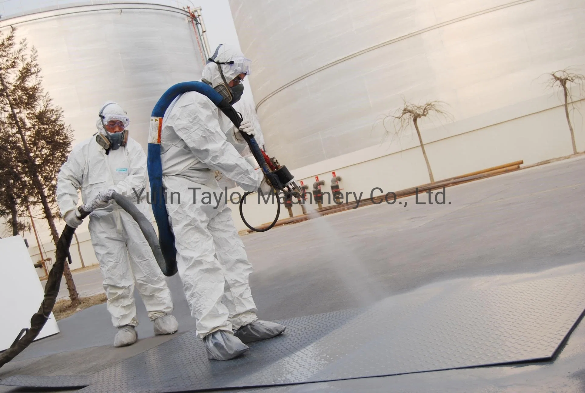 Precio directo de fábrica de punto de piso de la pared del techo de material de construcción resistente al agua Spray revestimiento de la poliurea