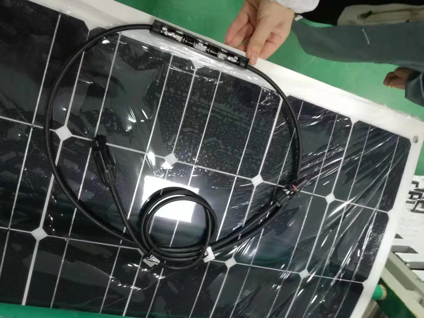 2019 Venta caliente de alta calidad de 12V 50W panel solar flexible