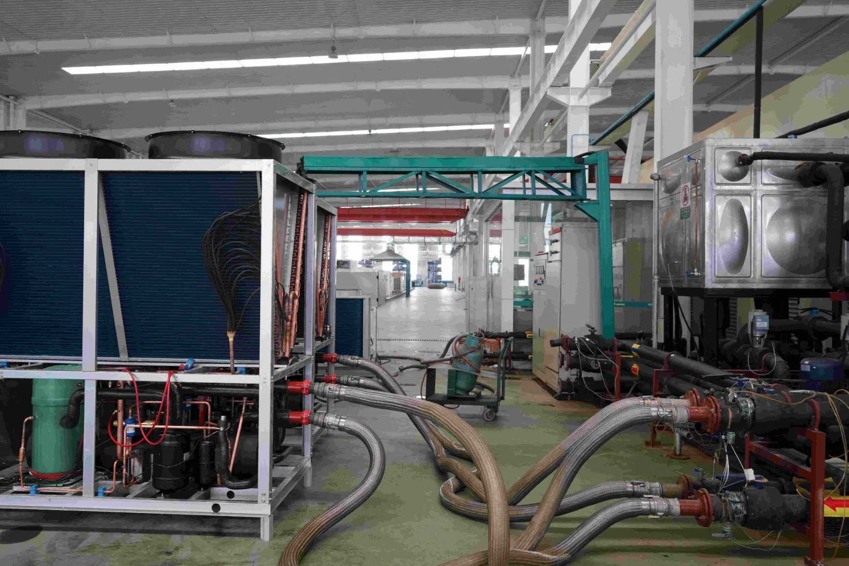 Factory R410A/R407c Modular Scroll Type Air Cooled Water Chiller with Reinforced Frame