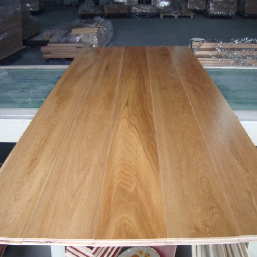 150/190/220/240/300mm Wide Oak Engineered Flooring/Hardwood Flooring/Timber Flooring with Light/Dark Colors