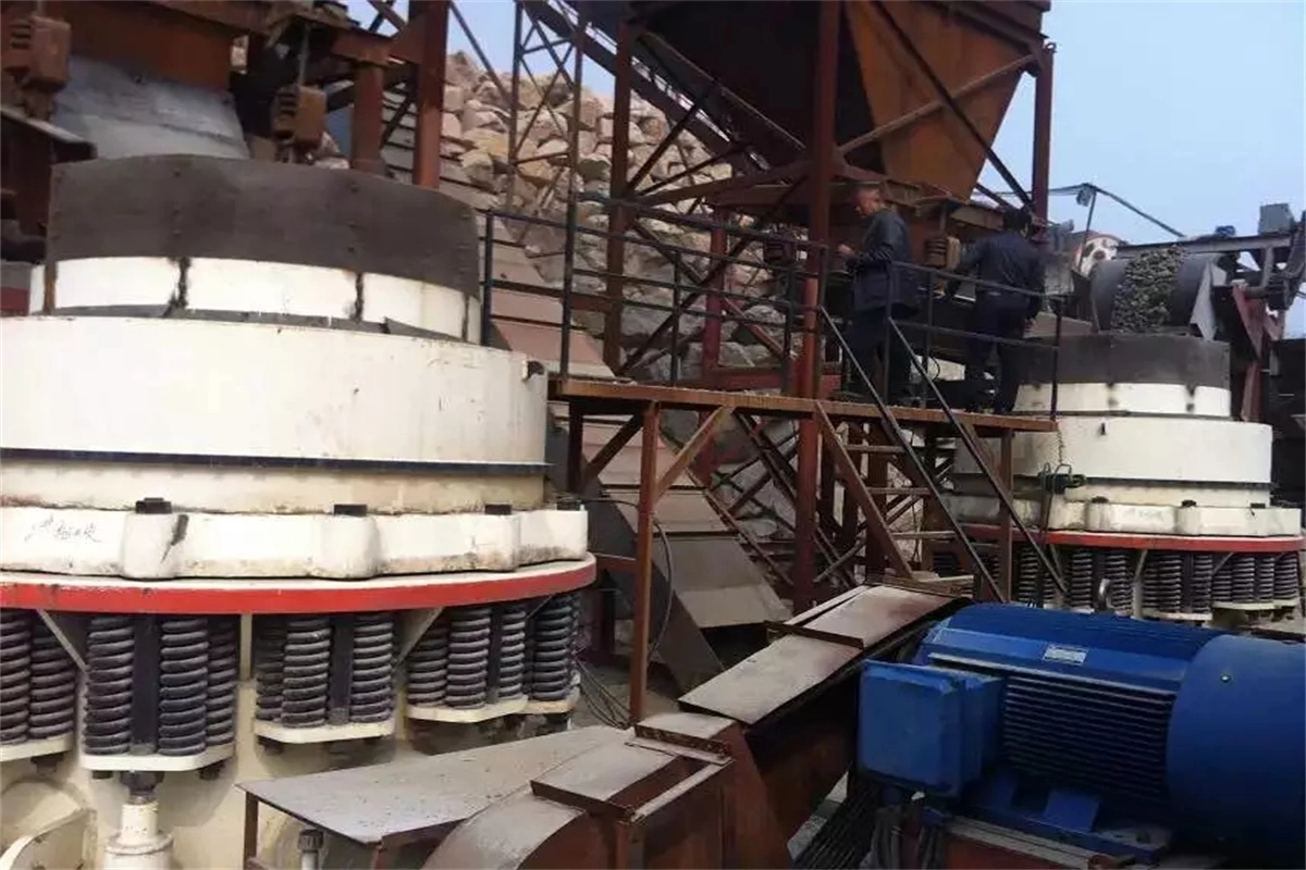 Symons Cone Crusher for Hard Rock Granite Basalt Crushing Plant