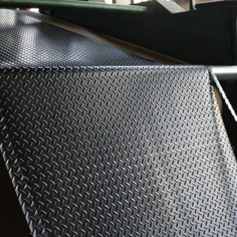 Factory Manufacture Non -Slip Diamond Plate Safety Rubber Mats /Rubber Sheet for Stairs