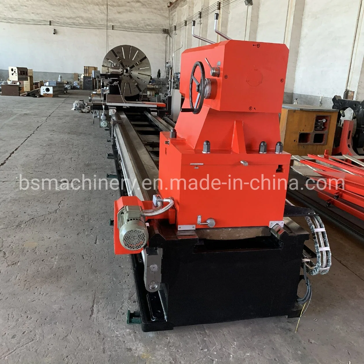 Cw61200 Model 2000mm Turning Swing Diameter Over Bed 16tons Load Conventional Horizontal Lathe Machine, Metal Turning Lathe Machine, Torno, China Machine Tool