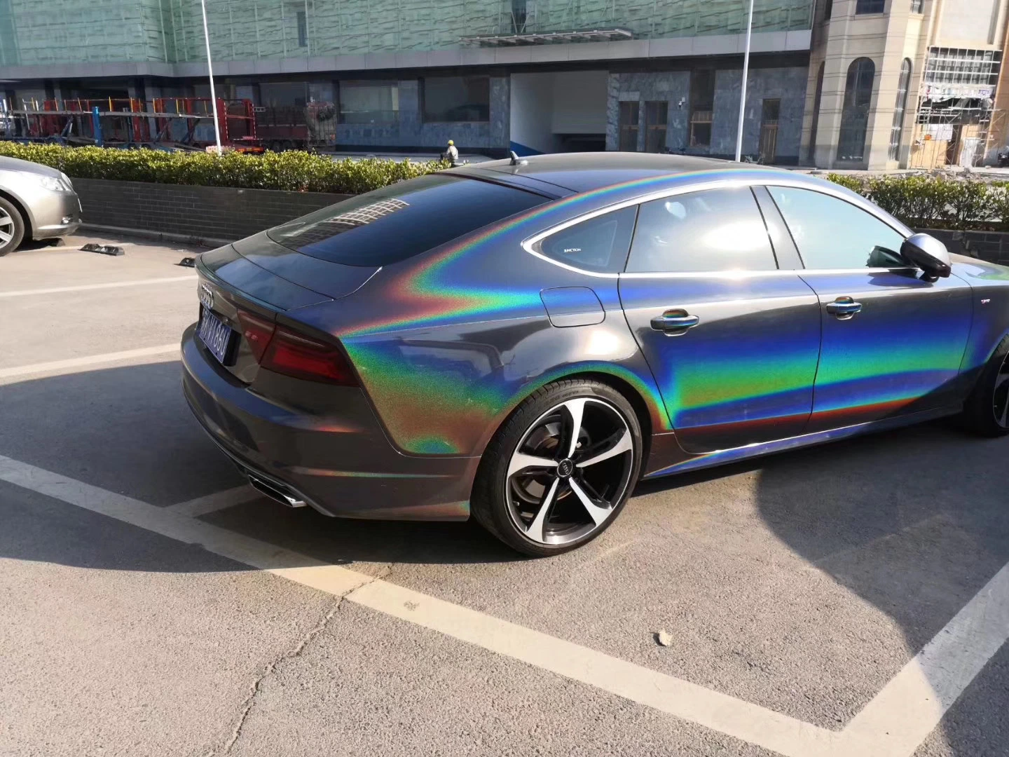 Automóvel de filme em cinzento escuro Tsautop 1.52 * 18 m de iridescência a laser Envolve o autocolante PVC