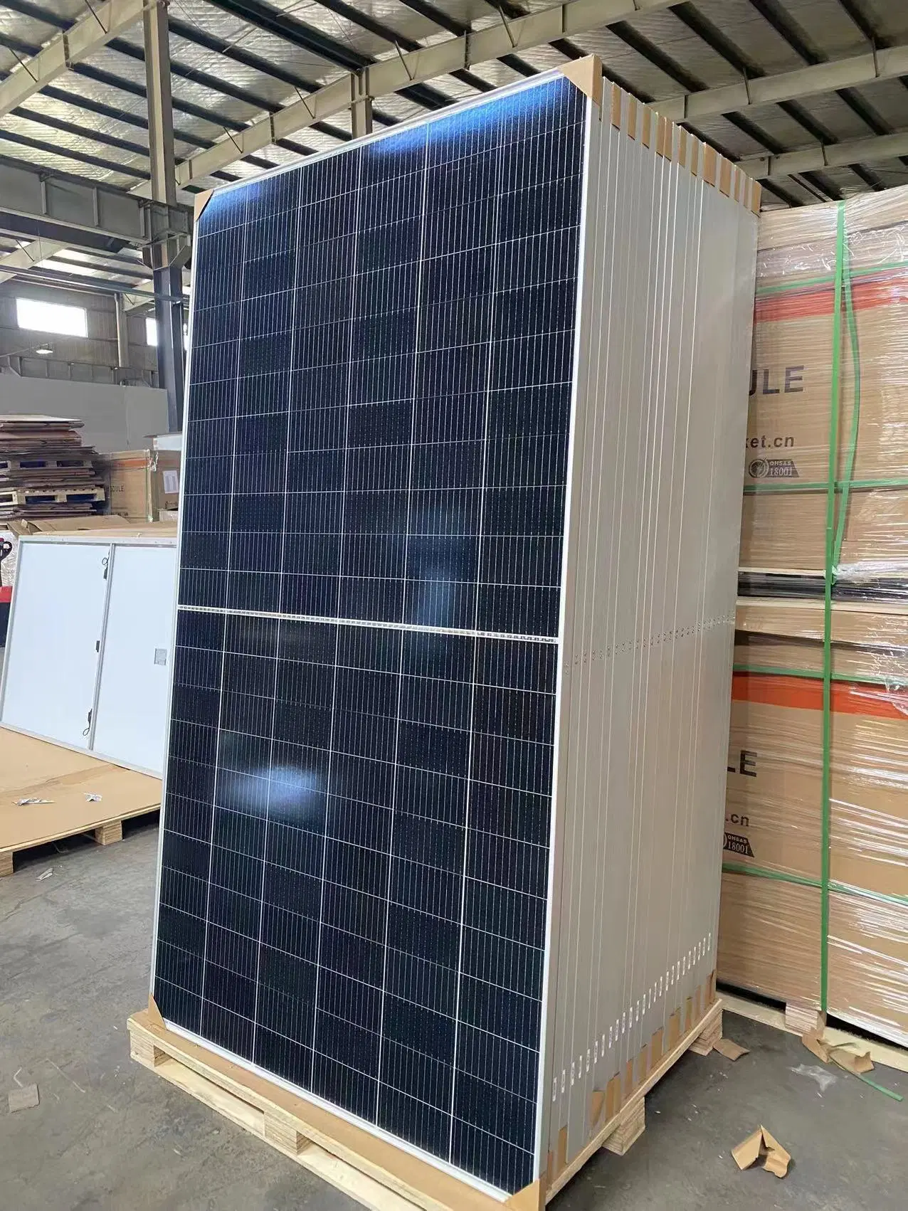 600 vatios de doble vidrio monocristalino Bificial PV para el módulo de sistema de energía solar de 10kw