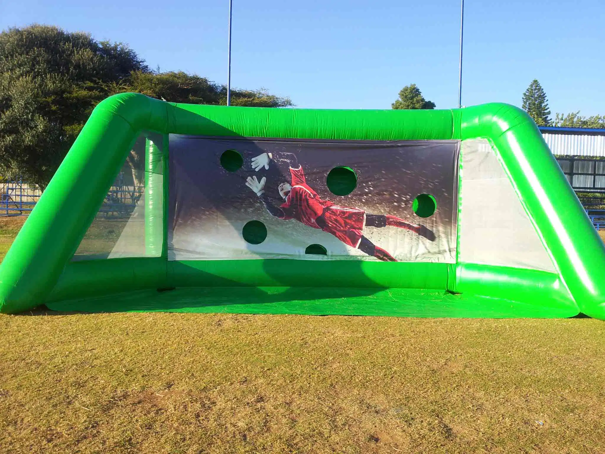 2023 New Big Inflatable Sports Football Shooting Games for Sale