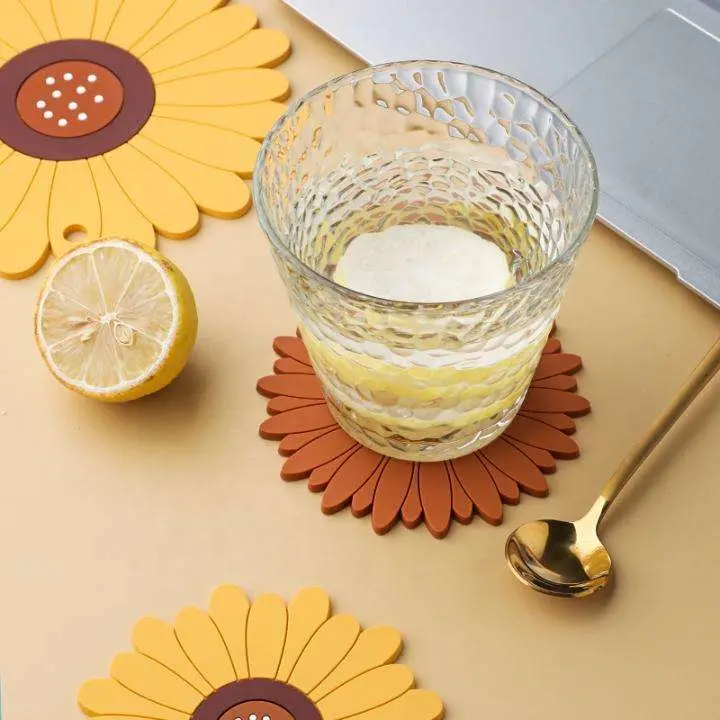 Sunflower Flower Table Mat PVC Soft Plastic Placemat Glass Coaster Heat Insulation Cute and Practical Place Mat