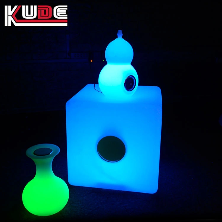 LED Illuminated Sound Sensitive Cube Bluetooth Design Glow in The Dark Bluetooth