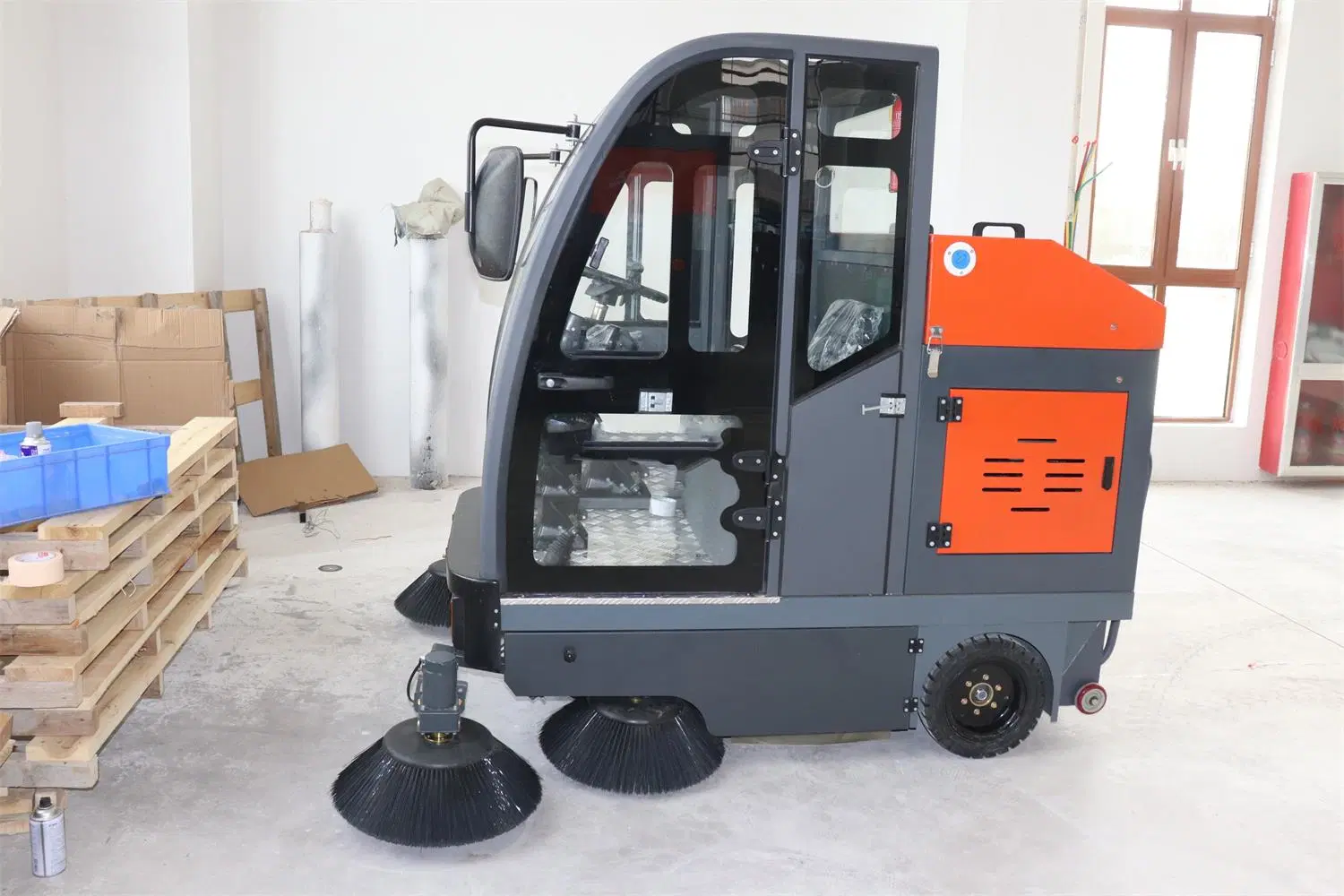 Industrial Cleaning Machine Green Machine Road Floor Sweeper