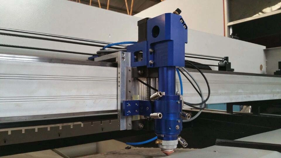 1300X900mm 1.2-1.5mm Metal Cutting Lasers for Stainless Steel /Metal Sheet