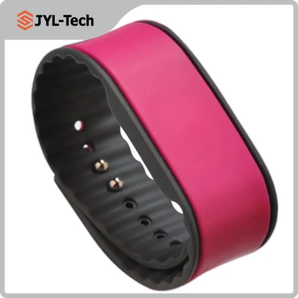 ISO14443A 13.56MHz RFID Silicone Wristbands for Water Park