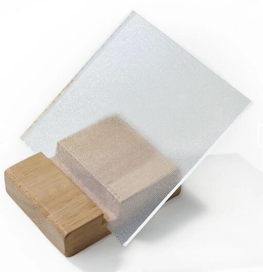 Low Iron Extra Clear Toughened 3.2mm Photovoltaic Solar Glass