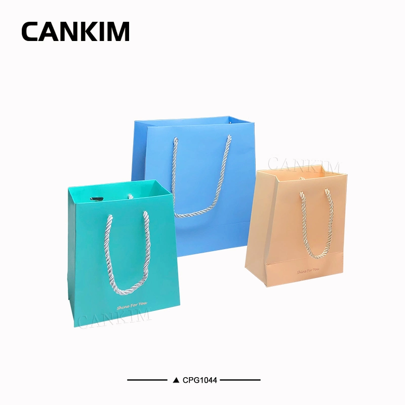 Cankim Papiertasche Einkaufstasche mit kostenlosem Logo-Druck Papier Tasche Verpackung Logo Shopping Geschenkpapierbeutel mit Griffen