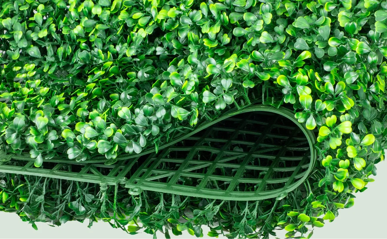 Los paneles de boj Topiary artificial Anti-UV de cobertura de la pared de pasto alfombra verde 20"x20"