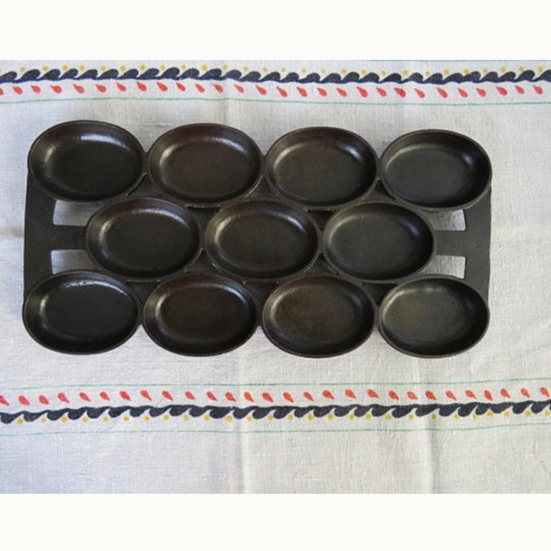 Pre-Seasoned Cast Iron Bakeware & Cake Pan