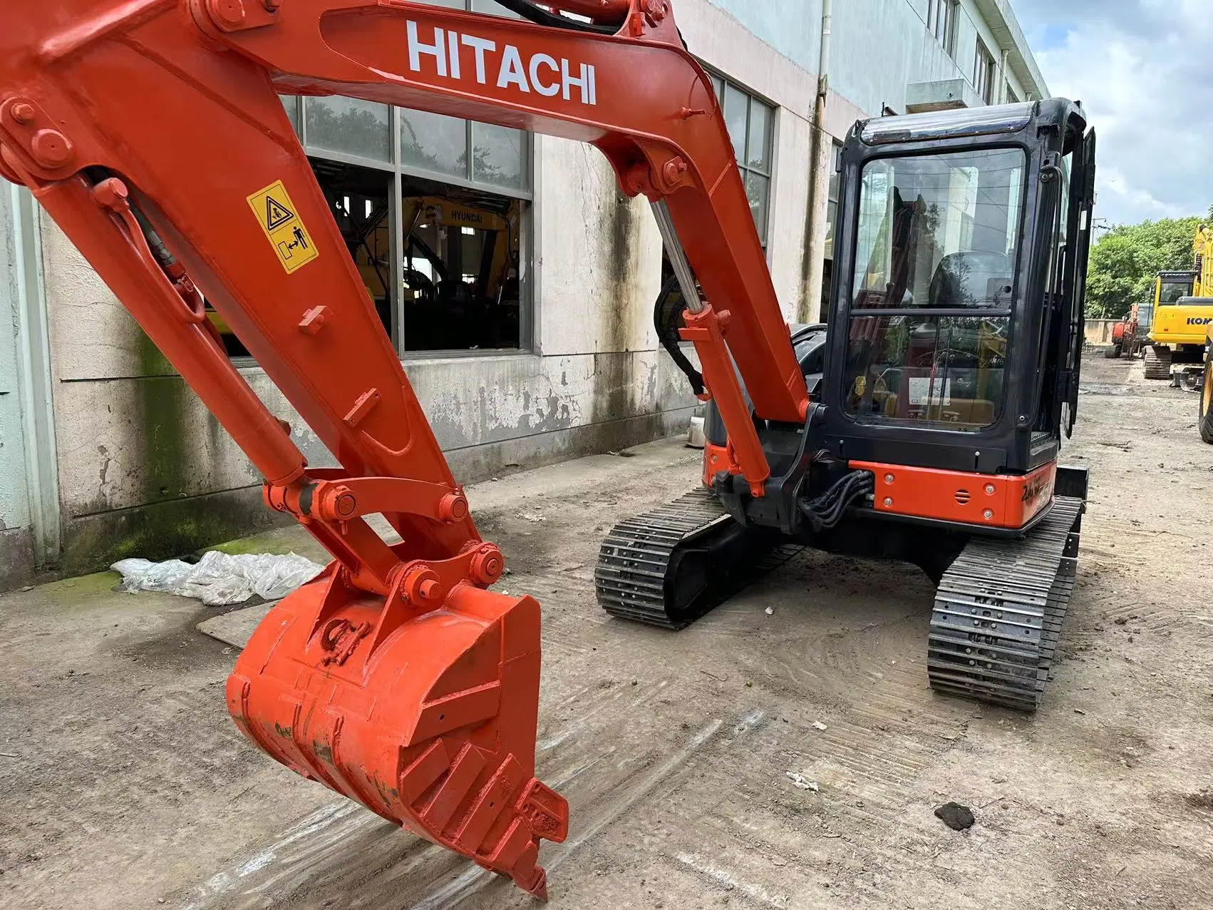 2020 Year Used Original Hitachi Zx50 Mini Excavator for Sale / Hitachi Zx50 Zx60 Zx70 Zx80 Zx120 Zx210 Zx160 Stock for Sale