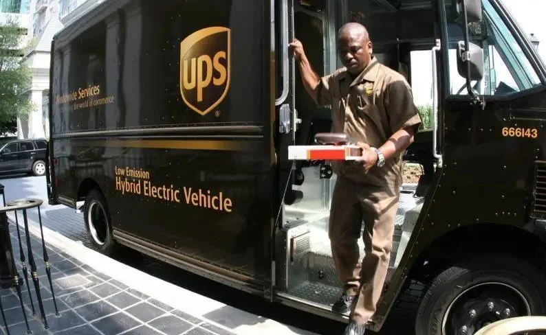 UPS Red Order Mexico Direct Shipping Package Tax