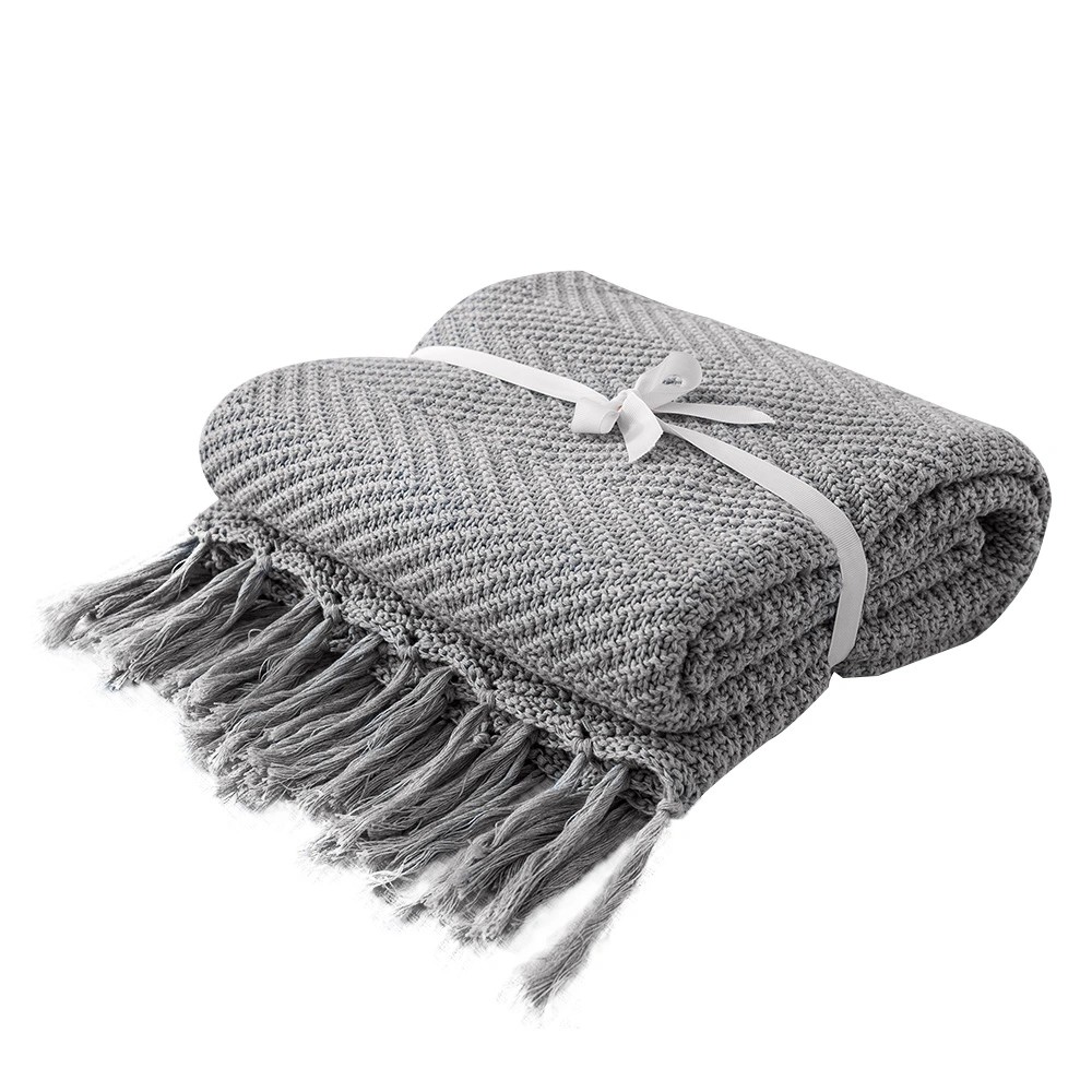 100% Cotton Top Quality Breathable Solid Knitted Blanket with Tassels