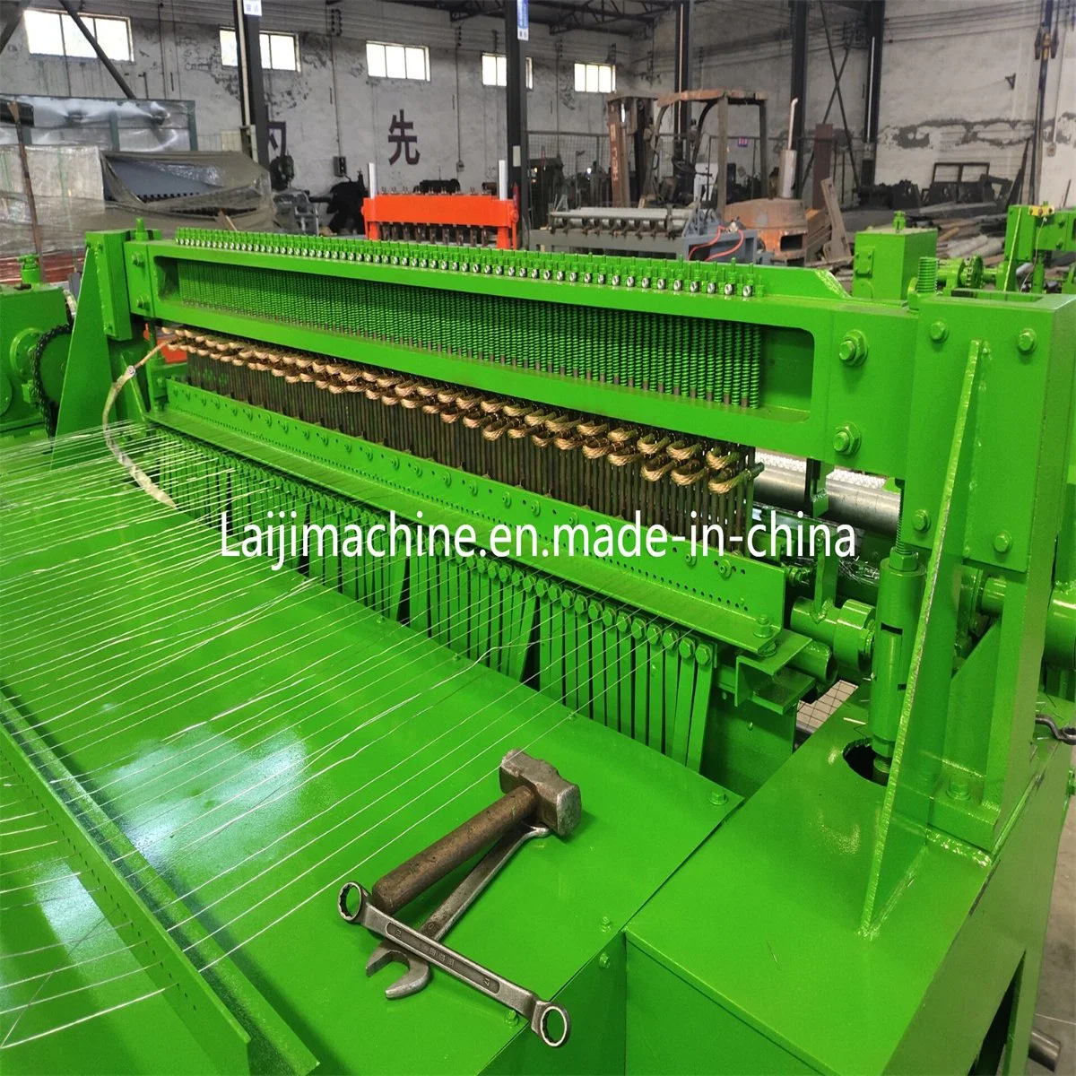 Automatic Feeding Small Machinery Galvanized or Welded Stainless Steel Iron Wire Mesh Cutting