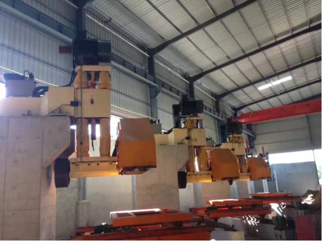 Hualong Machinery Automatic Marble Block Cutter Granite Rock Cutting Saw Machine 4 Pillars Hydraulic Lifting