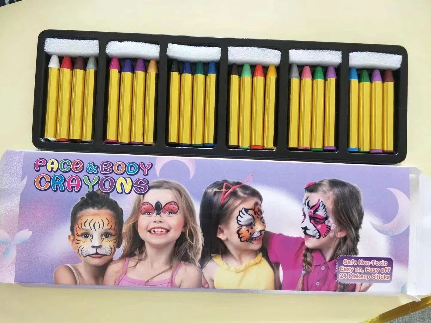 Professional 24 PCS cuerpo de la cara Pintura Crayon lavable para niños Niños dibujo Pintura conjunto