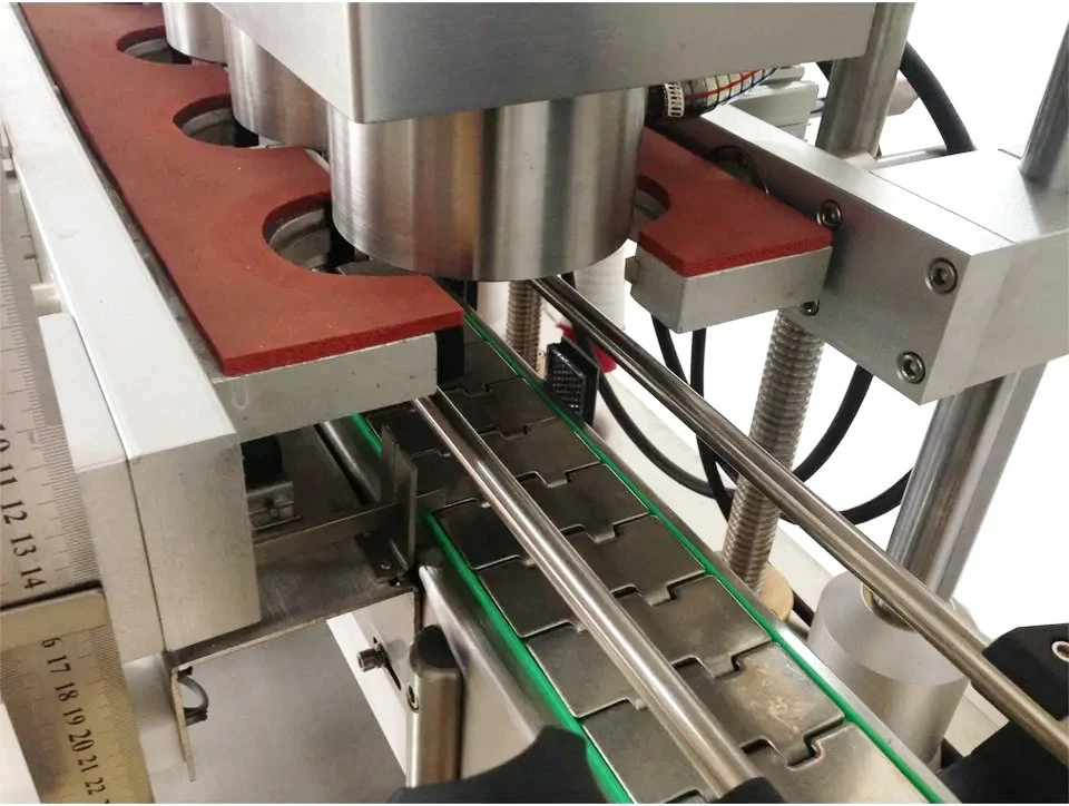 Automatic Twist-off Cap Lid Vacuum Capping Sealing Machine with Cap Lifting Feeding Machine