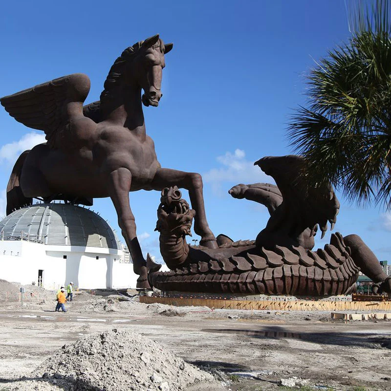 تمثال Pegasus Wing Horse Bronze الشهير المخصص للديكور الخارجي