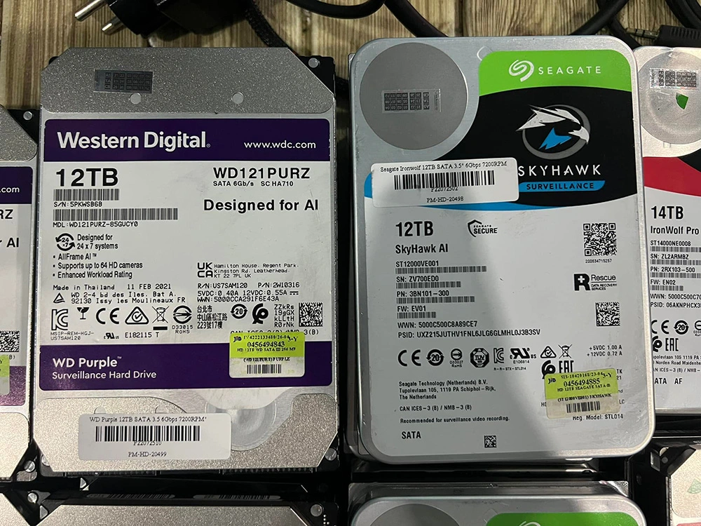 Western Digital de 3,5" de color púrpura 12000 GB de disco duro ATA serie III 12TB de disco duro a 7200 rpm, 256 MB de WD121purz HDD/SSD