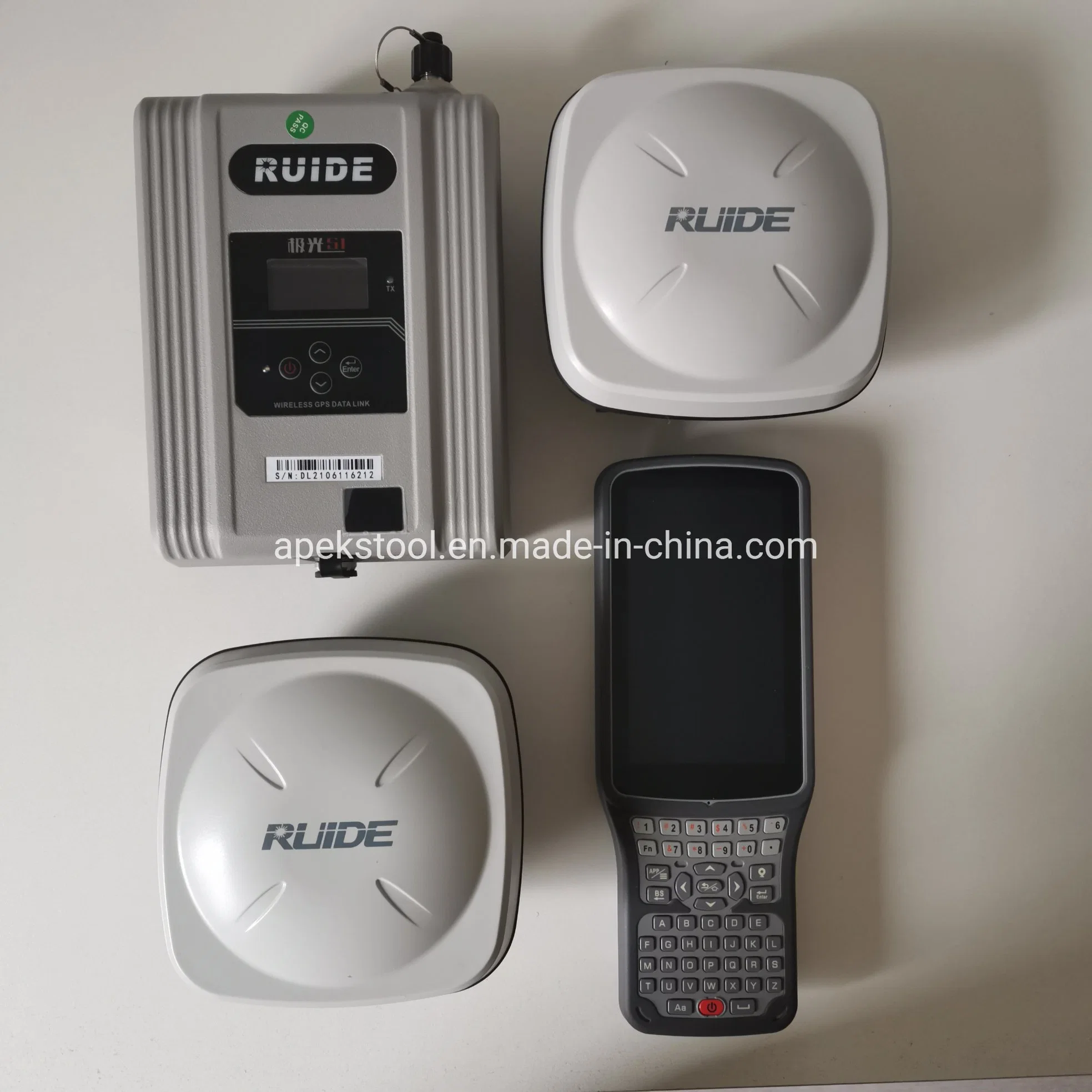 Advanced Dual Frequency High-Density Internal Battery Gnss Rtk Base and Rover Ruide