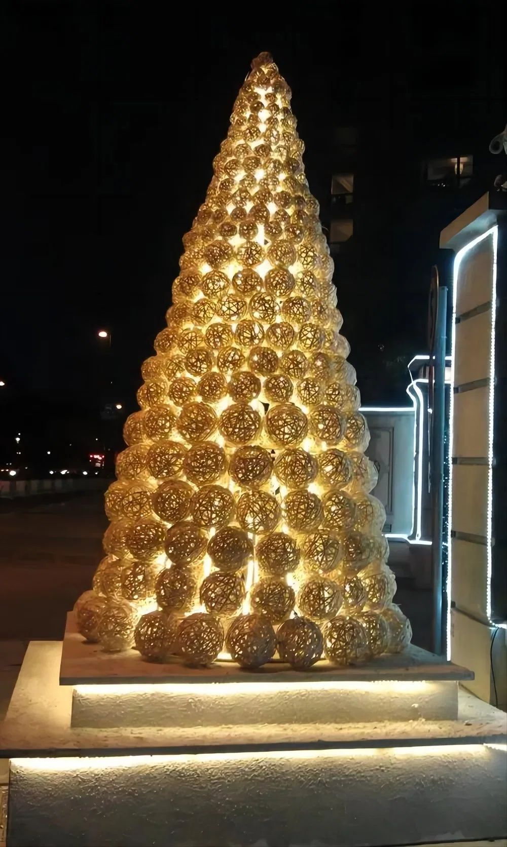 Nouveau design de fournitures de gros arbre de Noël artificiel (FLC8507)