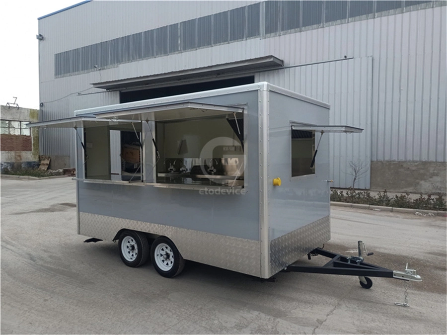 Yituo Certificated Food Trailer Multi Functional Set Mobile Vending Truck