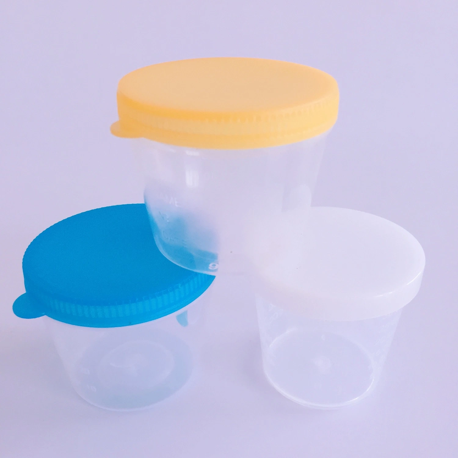 Hot Sale Medical Grade Disposable Non Sterile Urine Container with Spoon Female