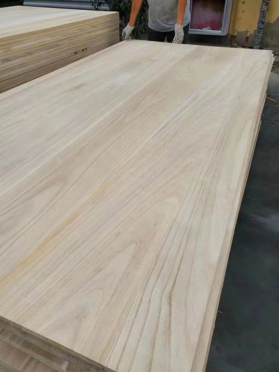 Mejor Venta OEM y ODM dedo de madera de alta calidad Junta de Lumen al por mayor Pino/Paulownia borde Panel de Madera / Finger Joint Tabla/ para decoración