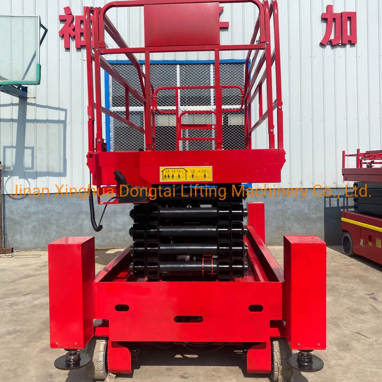 Self Propelled Hydraulic Scissor Lift Elevator Electric Scissor Lift Automatic Leveling Support Legs