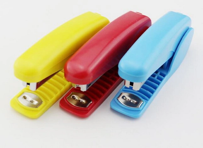 Office Hot Selling Cute Mini Plastic Cheap Stapler
