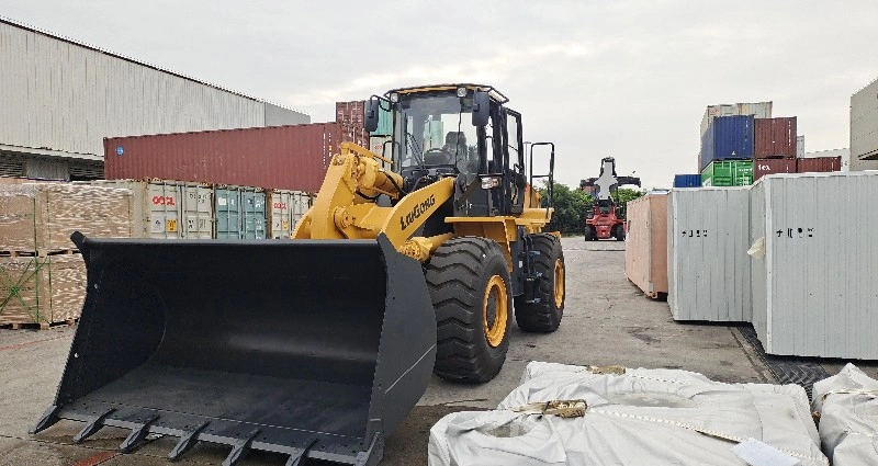 Perú Liugong Clg856h 5ton cargadora de ruedas motor Cummins y transmisión ZF