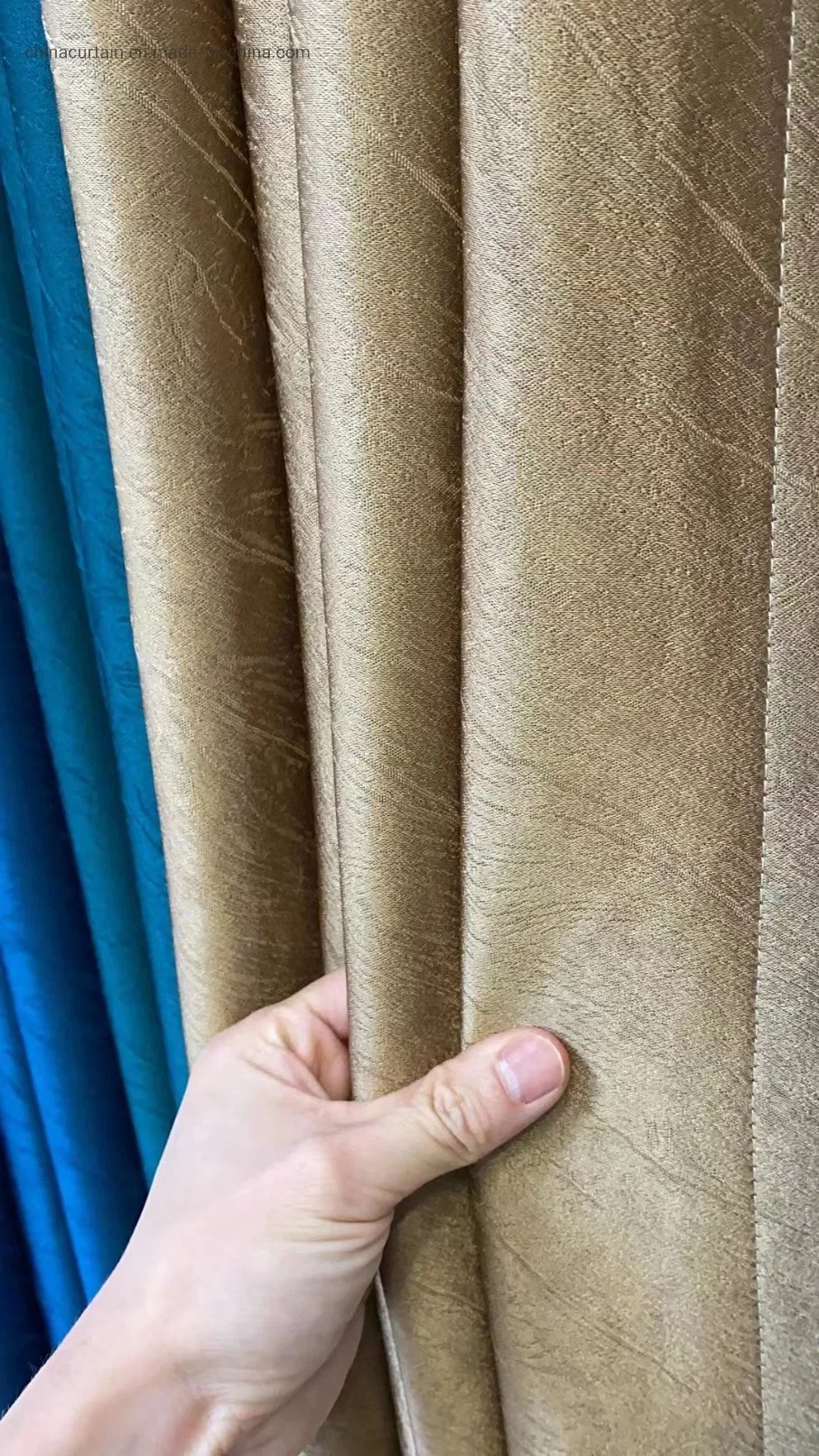 Wholesale/Supplier Popular Luxury Design Curtains Cheap Pleochroic Home Textile Upholstery Jacquard Material Fabric Jacquard Fabric Curtain Home Textiles with Jacquard.