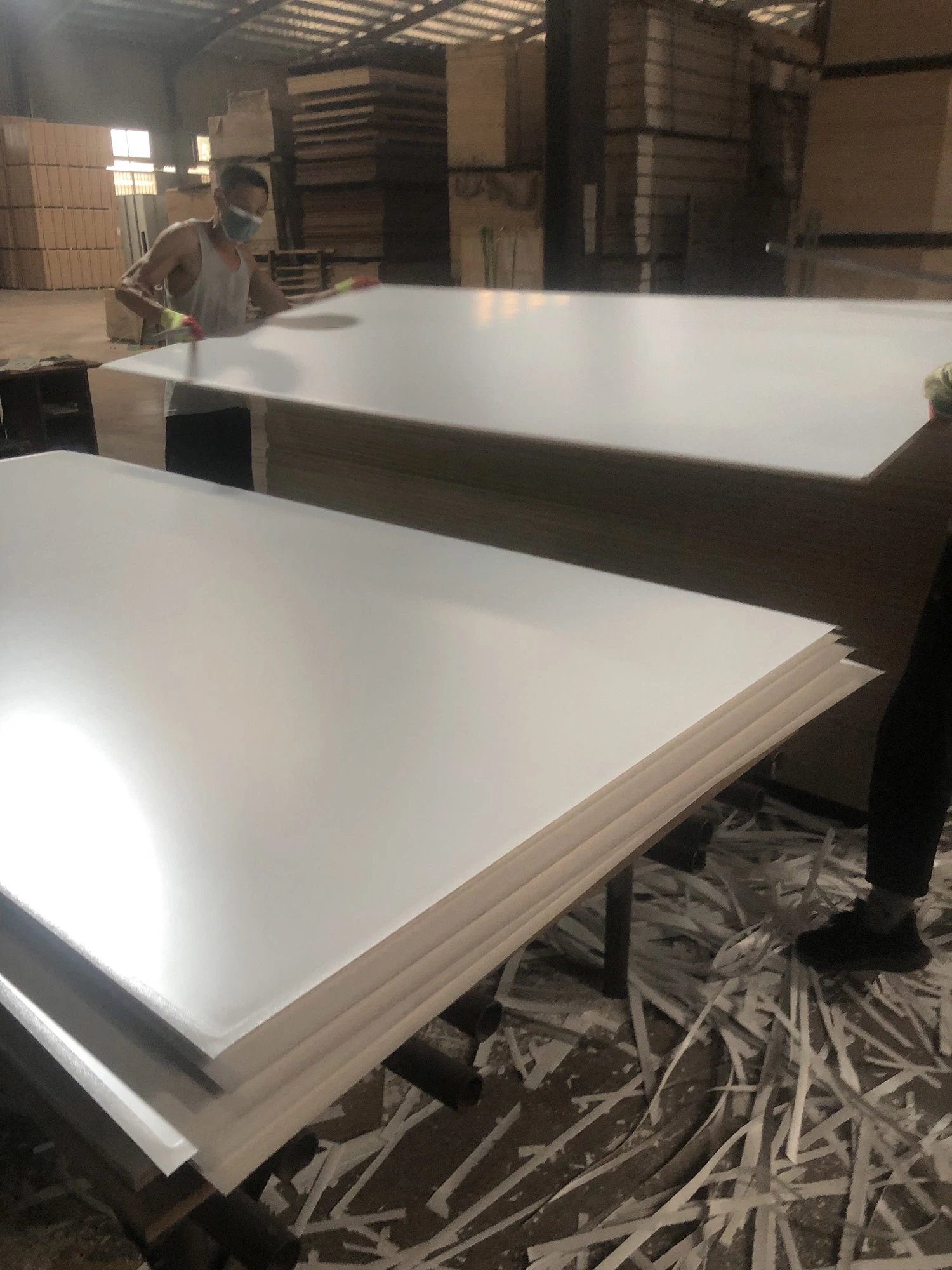 Melamine Laminated Plywood, Eucalyptus Core, E1 Glue