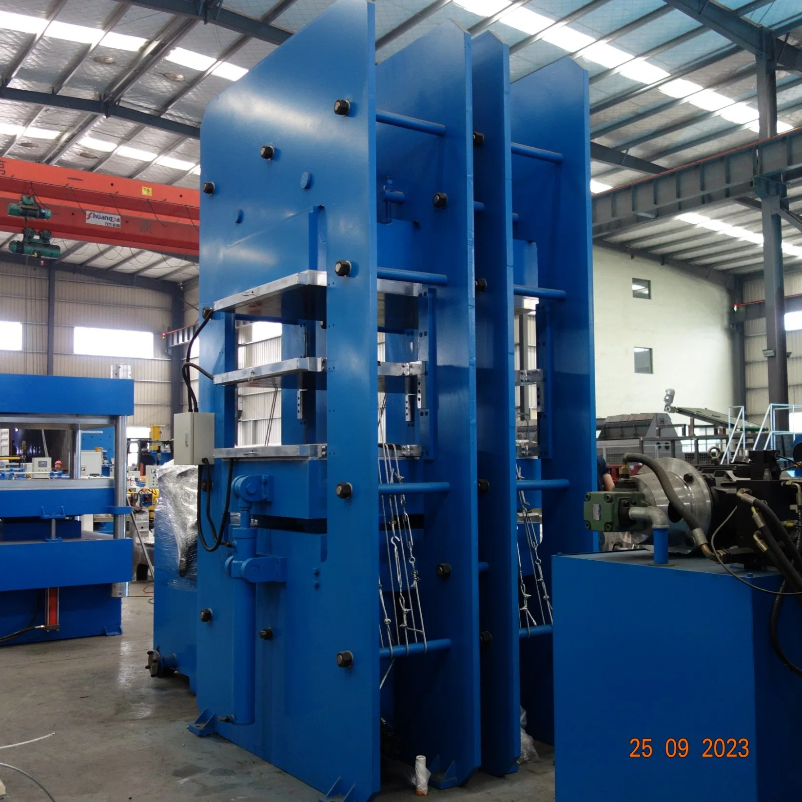 Double Station Rubber Vulcanizing Machine, High Pressure Silicone EPDM Vulcanized Press