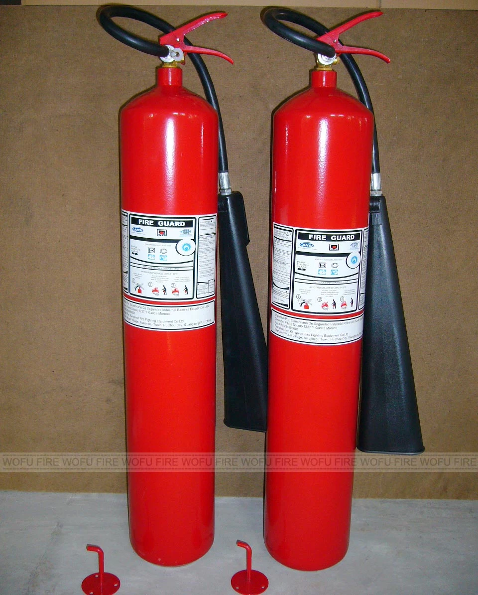 MT9 Tragbarer Feuerlöscher CO2 9kg Pz27,8