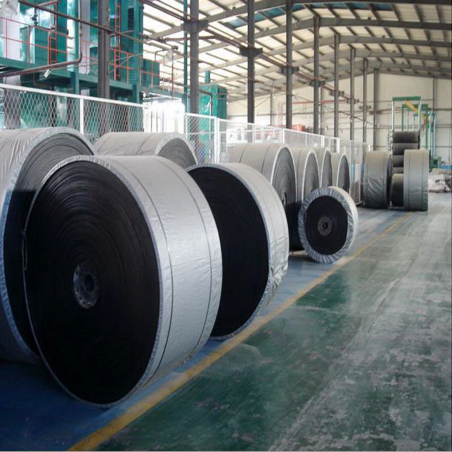 EPDM Material Heat Resistant Rubber Conveyor Belt for Cement Plant