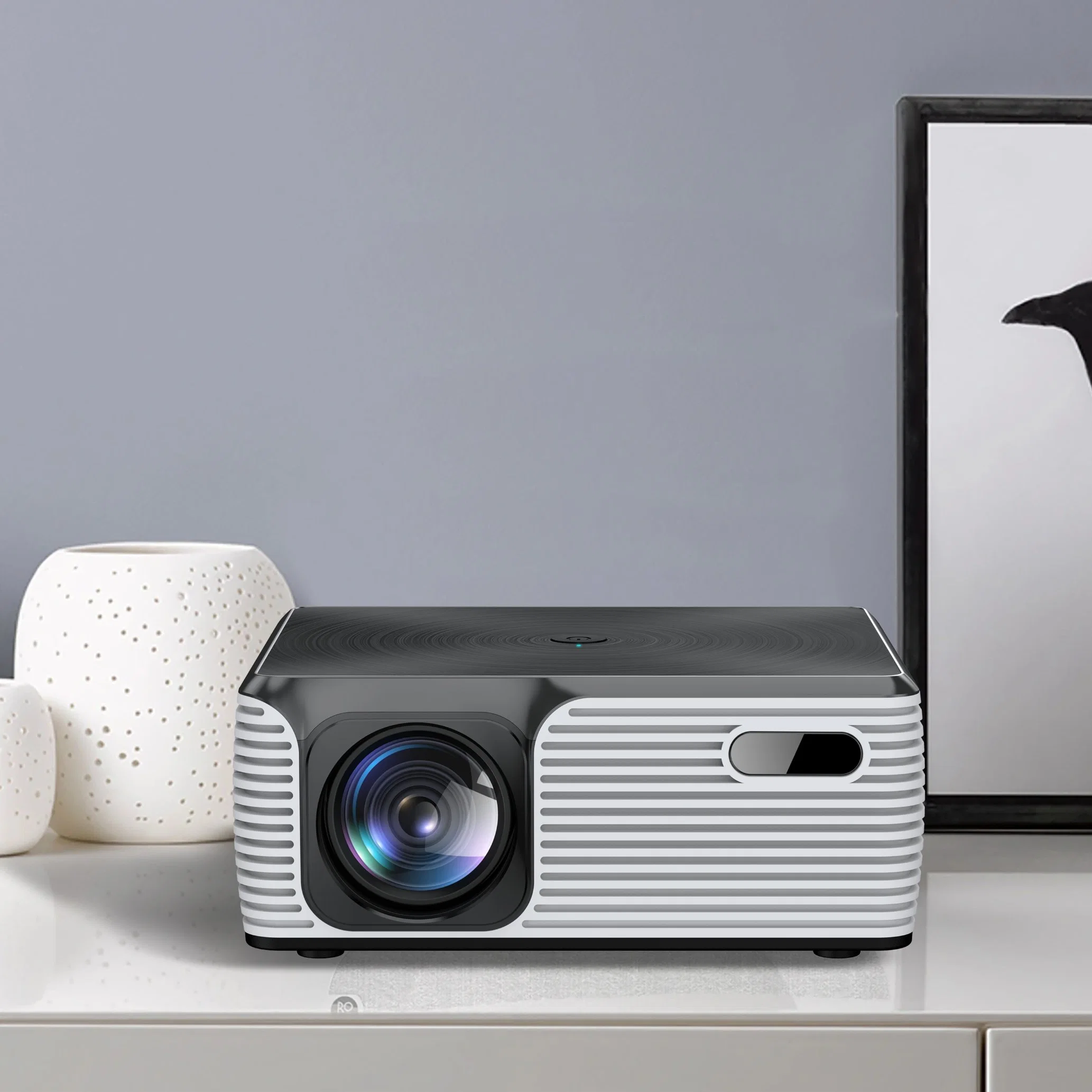 Electronic Focus 2500 Lumens 1080P Long Mini Video Projector