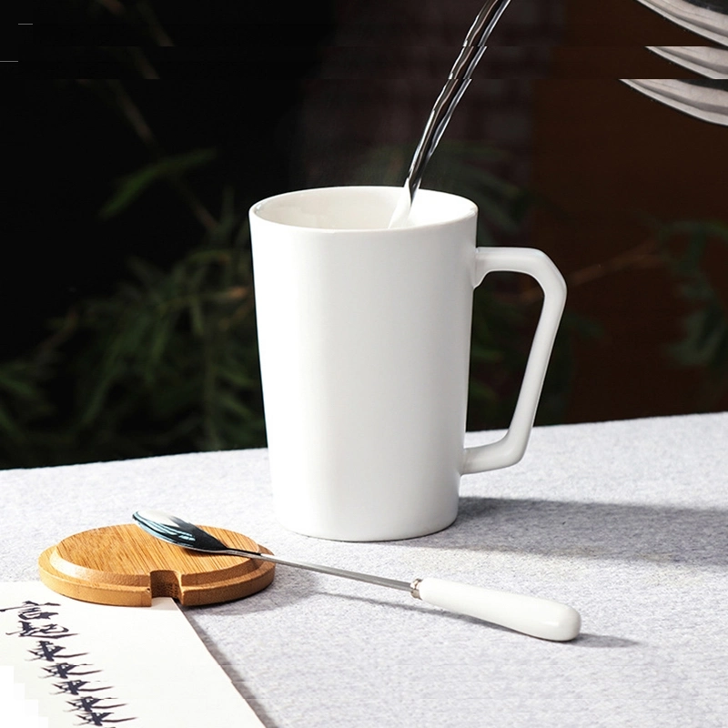 Promotional White Ceramic Coffee Customized Logo Tea Drinking Cup with Lid Spoon