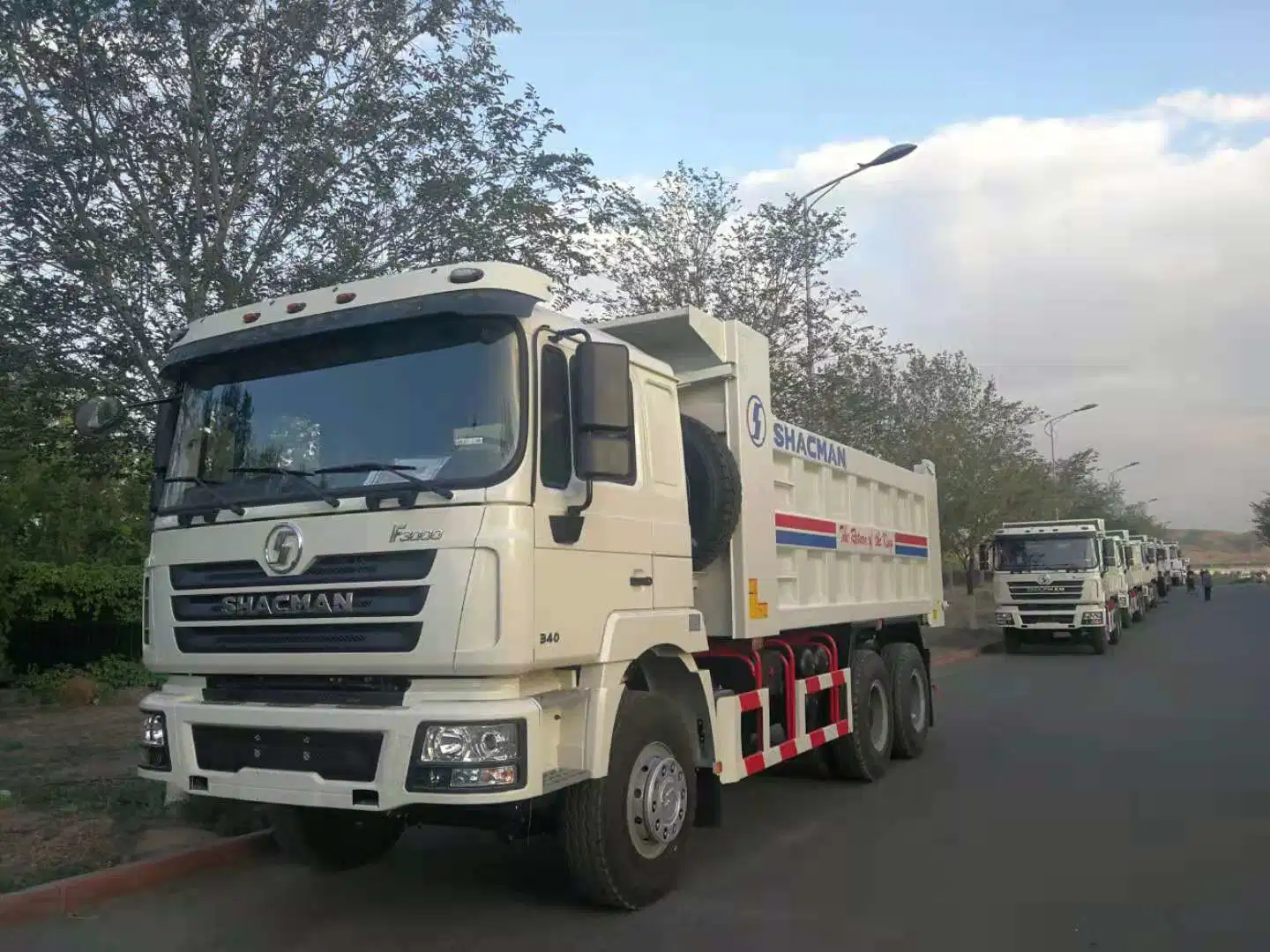 Pequeno chinês e Mini 40 Ton Caminhão Basculante 8*4 e 6*4 para venda