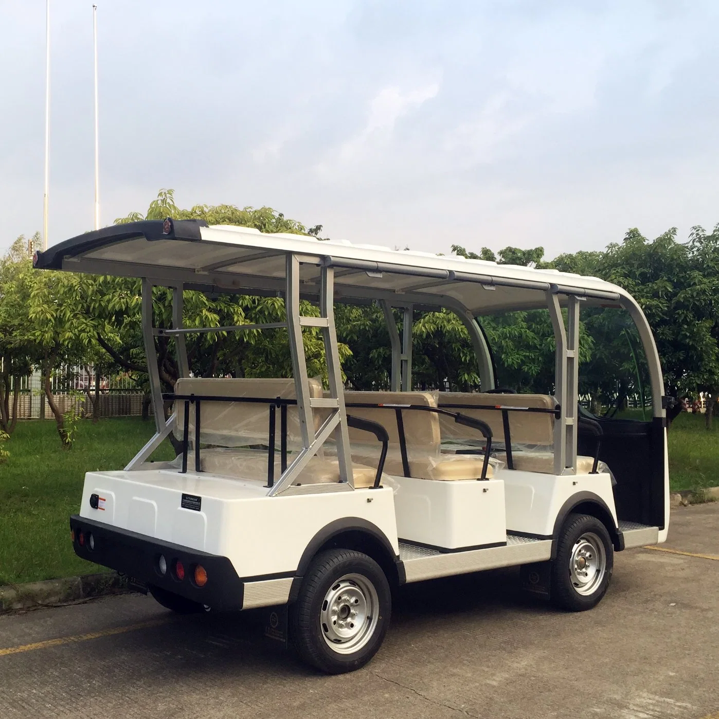 Legal Driving 48V Battery Operated Multifunctional Aluminum Frame Electric Sightseeing Bus (Lt-S8)