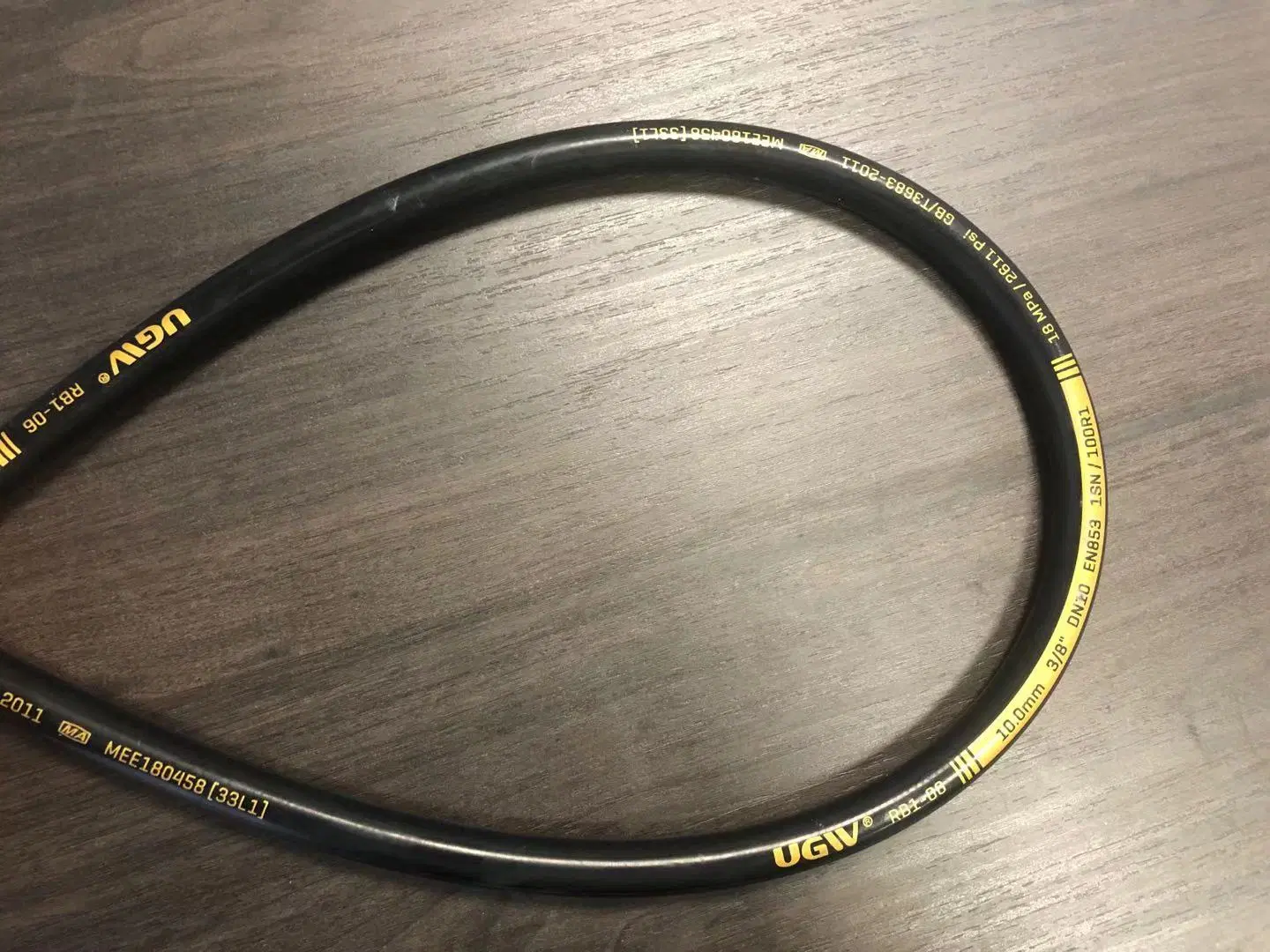 Two Wire Braid of High -Tensile Steel Wire R2 2sn Hydraulic Rubber Hose Specialist Manufacturer in China