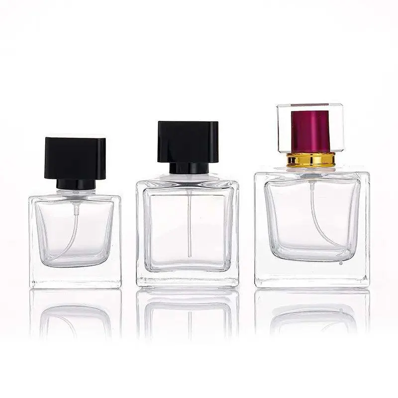 Bouteille de parfum de luxe 50ml 100ml carré vide personnalisées Conception réutilisables Emballage verre bouteille de parfum