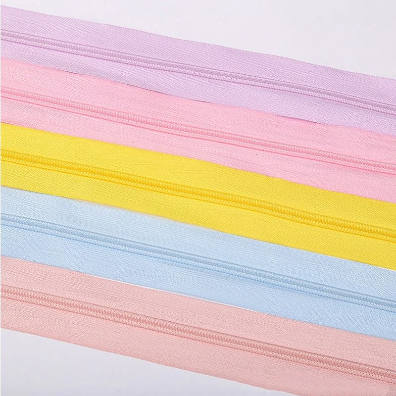 Wholesale/Supplier 5# Multiple Color Coil Long Chain Nylon Zipper Rolls for Luggage Bags Clothes Plastic Bag