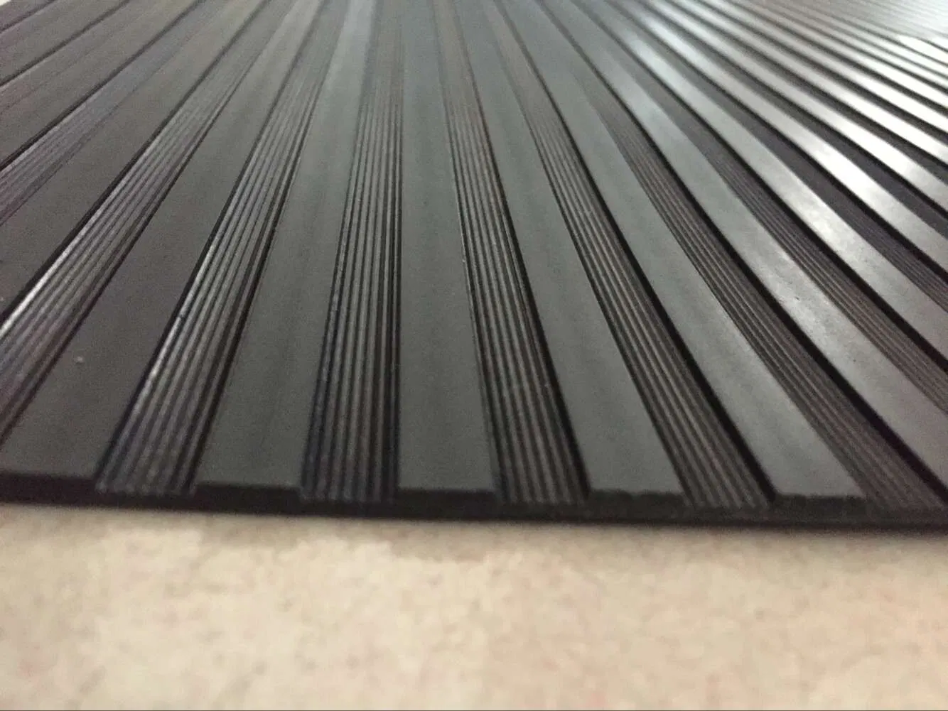 Cloth Insertion Silicone Smooth Rubber Sheet, Colorful Industrial Rubber Flooring Sheet